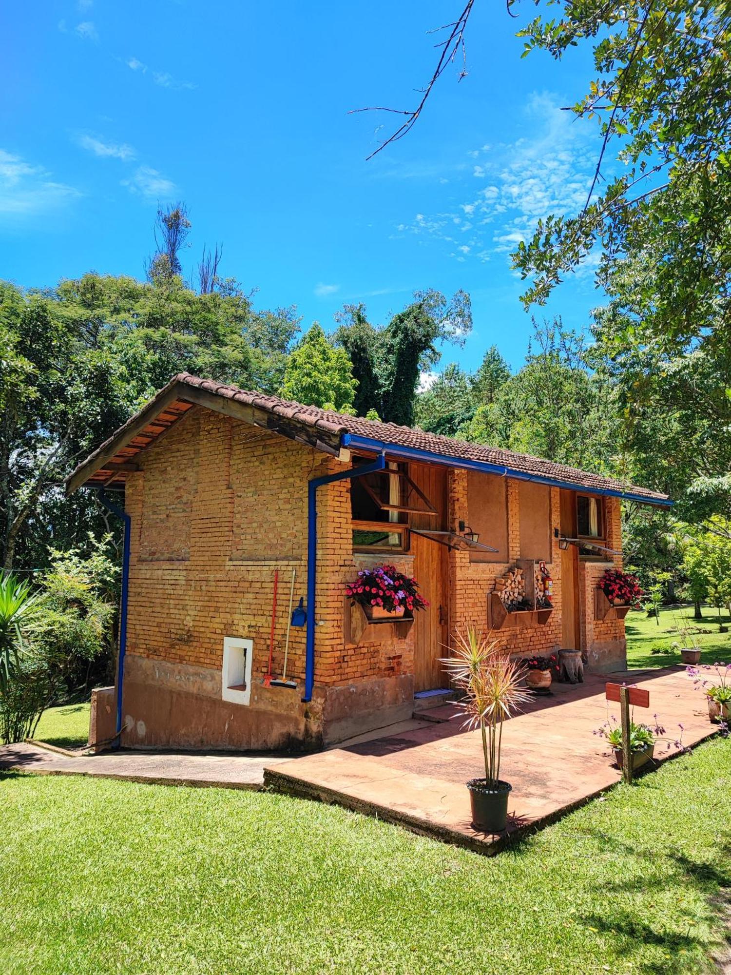 Champagny Pousada Santo Antônio do Pinhal Exterior foto